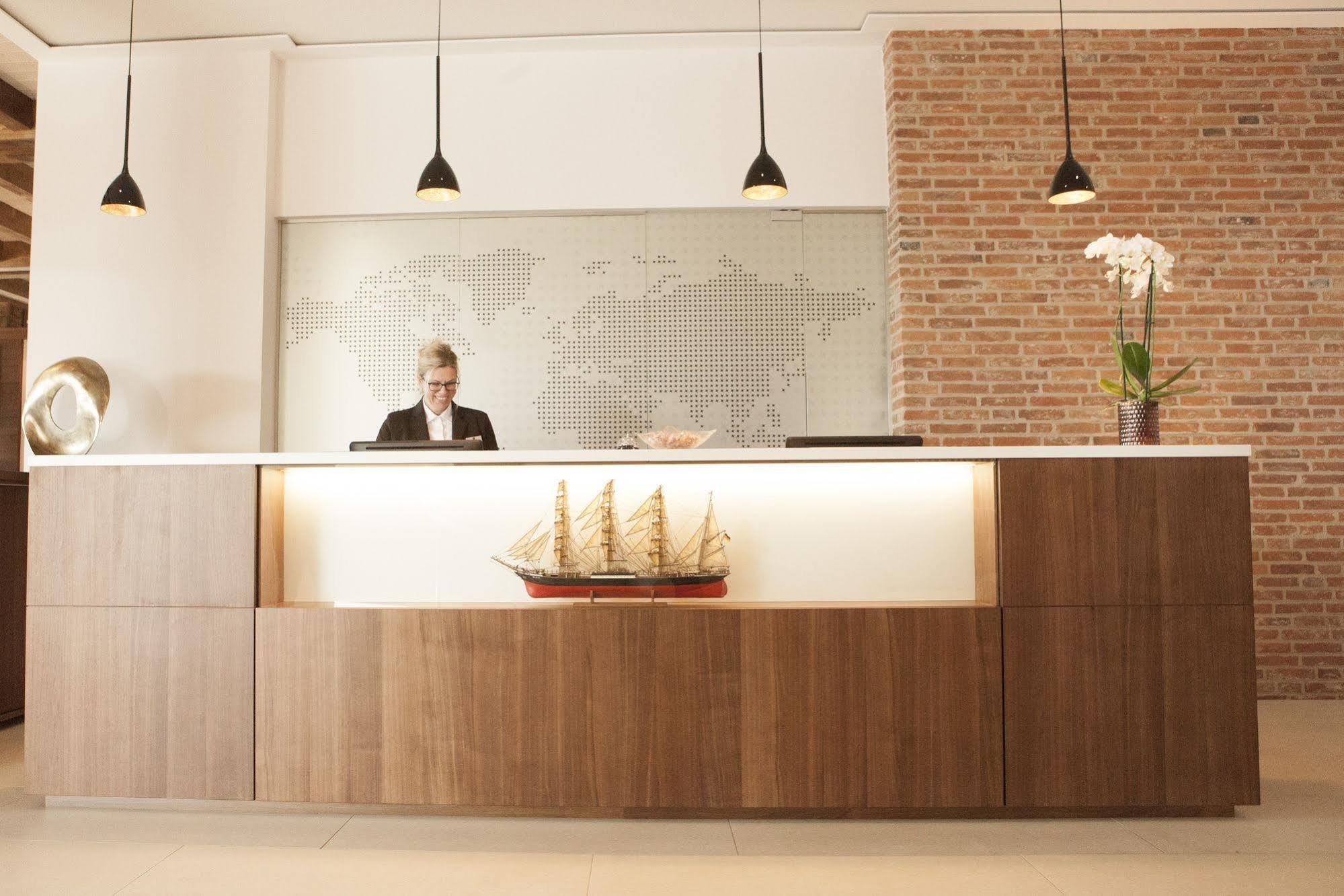 Hotel Hafenspeicher レーア エクステリア 写真