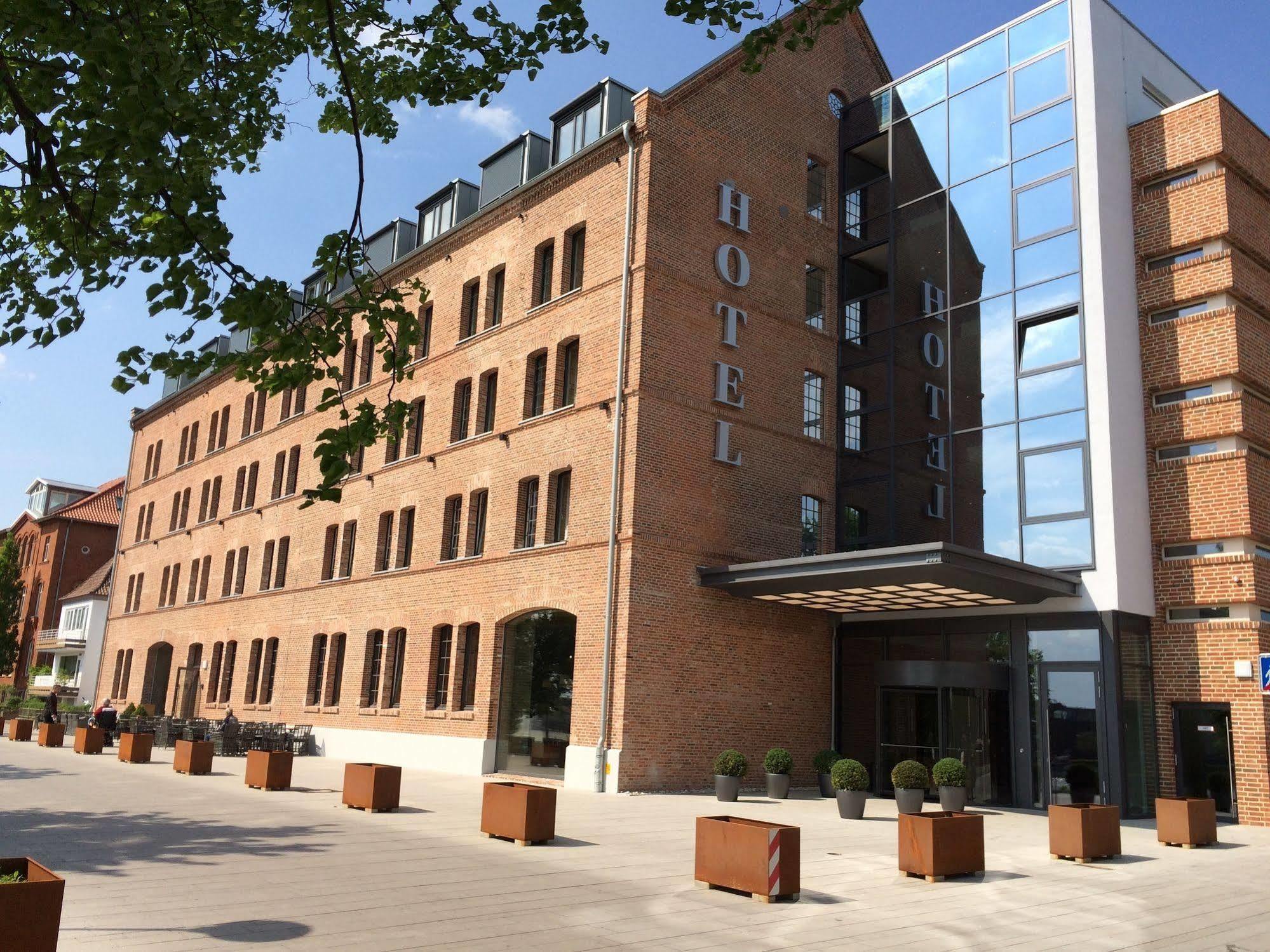 Hotel Hafenspeicher レーア エクステリア 写真